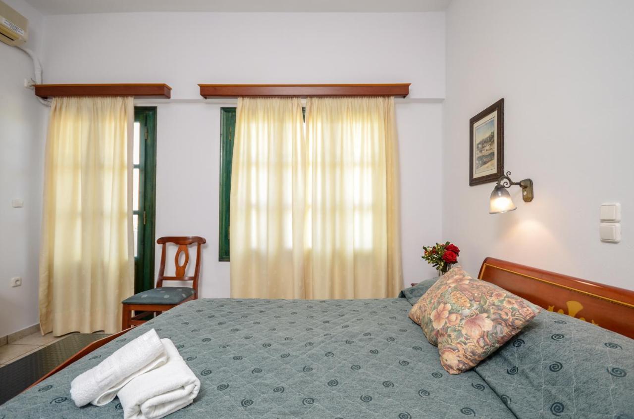 Apollon Hotel Naxos City Bagian luar foto